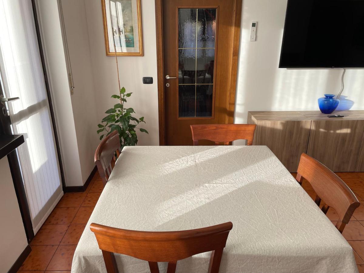Appartamento Spazioso Con 3 Camere Da Letto Рива-дель-Гарда Екстер'єр фото